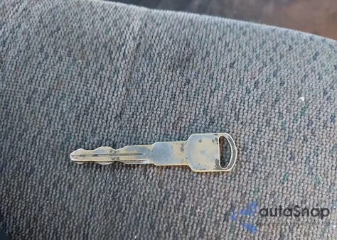 2004 Chevrolet Astro z USA, uszkodzony, nr VIN 1GCDL19X64B112374